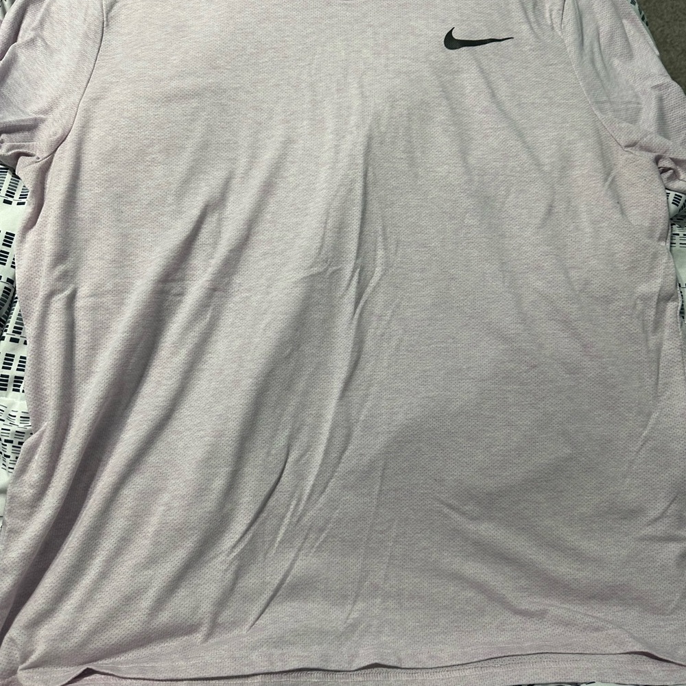 EUC - Men's Dri-FIT Short-Sleeve Top Light Pink